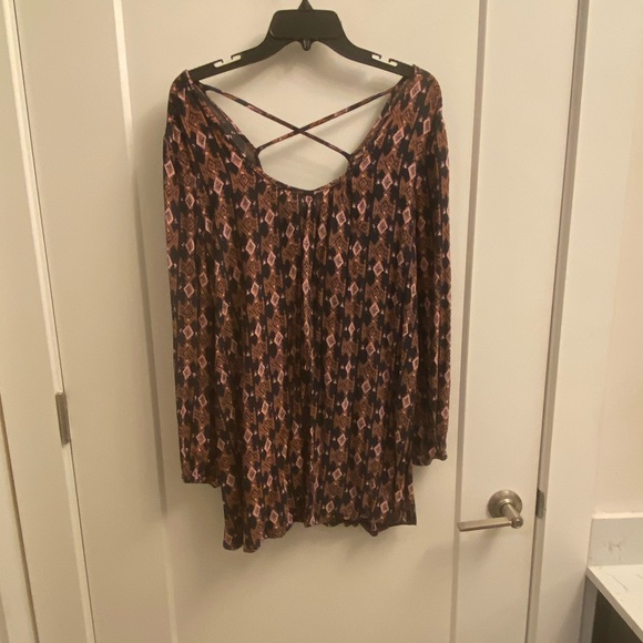 Boho flowy patterned long sleeve dress - Picture 2 of 6